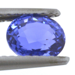 Saphir bleu 1,24 ct taille ovale 6,28x5,48 mm