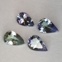 Tanzanite taglio pera 6x4mm 1pz