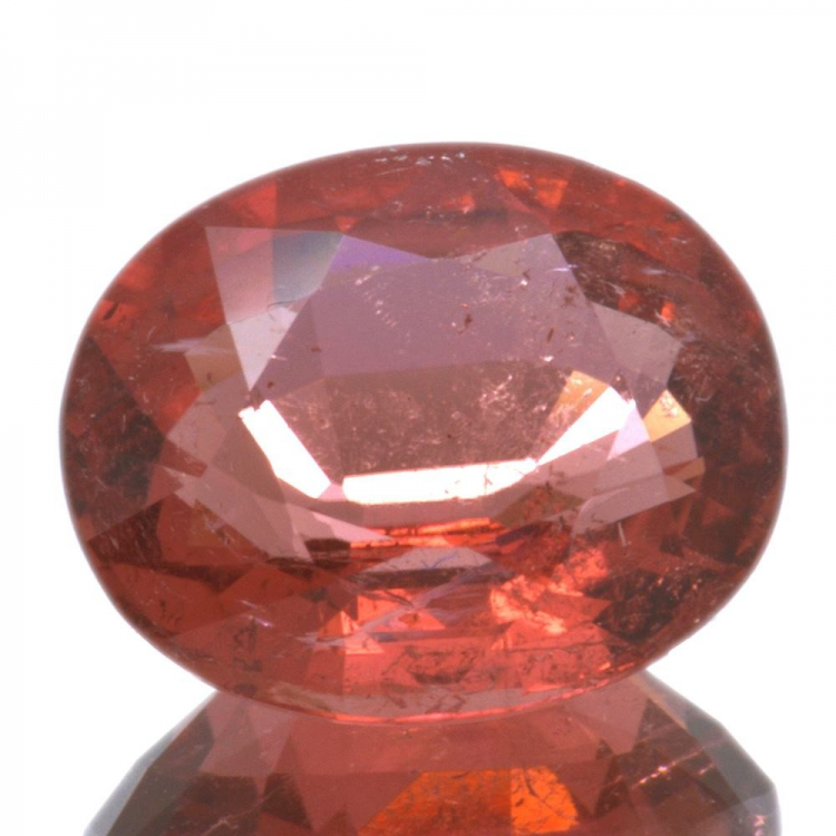 Tourmaline ovale de 1,92 ct, taille 9,82x8,09 mm