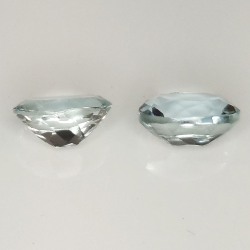 Aquamarine oval cut 7x5mm 1pz