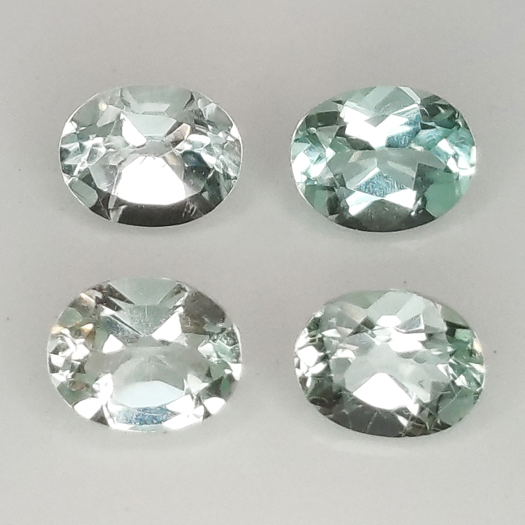 Aguamarina talla oval 5x4mm 1pz