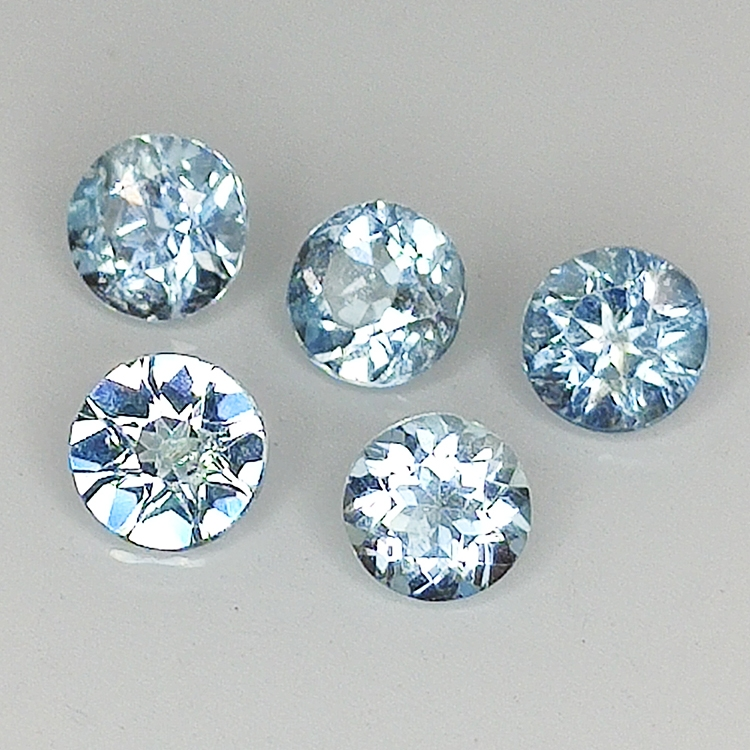 Aquamarine round cut 3.3-4.5mm 1ct