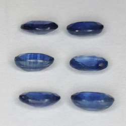 Blue sapphire oval cut 5x3mm 1ct