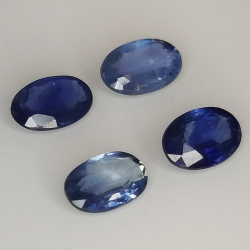 Blue sapphire oval cut 6x4mm 1pc