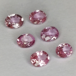 Saphir rose taille ovale 4x3mm 1ct