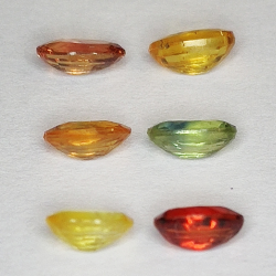 Zafiro de Songea multicolor talla oval 5x3mm 1ct