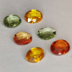 Songea Saphir Multicolor Ovalschliff 5x4mm 1ct