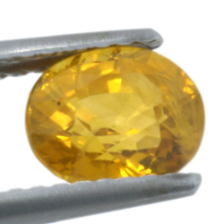 Taglio ovale con zaffiro giallo da 1,49 ct, 6,84 x 5,75 mm