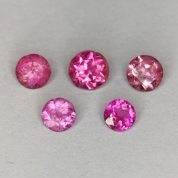 Pink rubellite tourmaline round cut 3.1-3.9mm 1ct