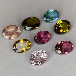 Tourmaline multicolore taille ovale 4x3mm 1pz