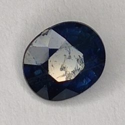 0,68ct Blauer Saphir Ovalschliff 5,5x5,0mm