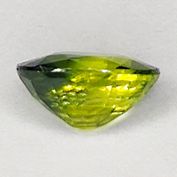 1.30ct Green Sapphire oval cut 7x5mm