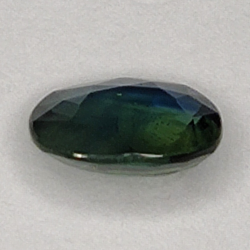 0.67ct Zaffiro Verde taglio ovale 5.9x4.8mm