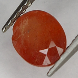 0,85ct Saphir Padparadscha coupe ovale 6.0x4.8mm