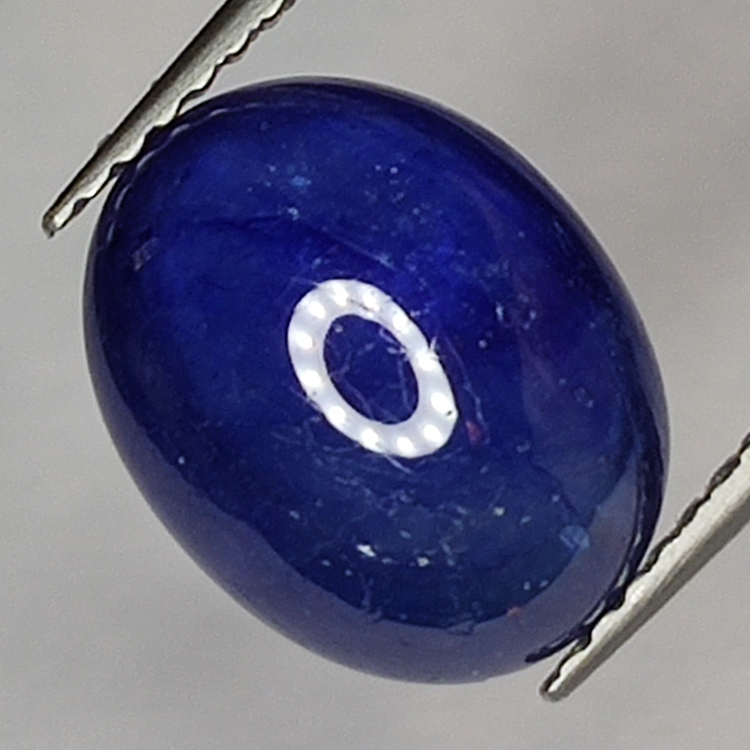 5.63ct Blue Sapphire cabochon oval 11.1x8.8mm