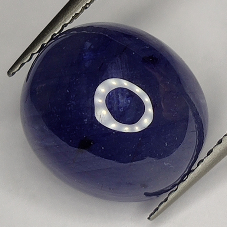 7.16ct Blauer Saphir cabochon oval 11.3x10.2mm