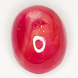 3.20ct Rubino Stella cabochon ovale 8.2x6.5mm