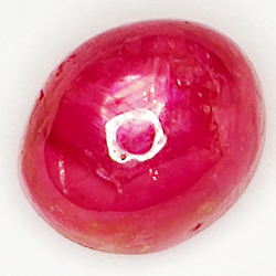 3.86ct Rubis Étoilé cabochon ovale 8.5x7.1mm