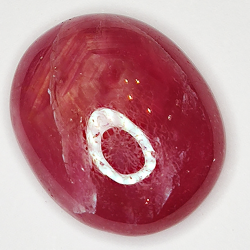 18.70ct Rubino cabochon ovale 18.1x14.8mm