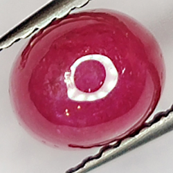 2.98ct Rubis Étoilé cabochon ovale 6.4x5.4mm