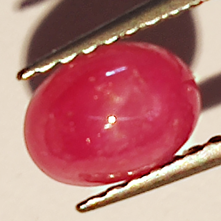 1.28ct Rubin Stern cabochon oval 6.6x4.9mm