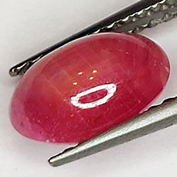 2.28ct Rubin Stern cabochon oval 8.6x5.9mm