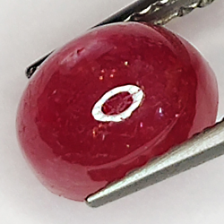 2.54ct Rubin Stern cabochon oval 7.4x5.7mm