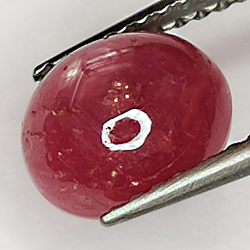 2.58ct Rubin Stern cabochon oval 7.9x6.6mm