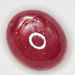 3.00ct Rubino Stella cabochon ovale 8.0x6.8mm