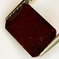 2.75ct Ruby emerald cut 8.9x5.9mm