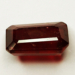 2.75ct Ruby emerald cut 8.9x5.9mm