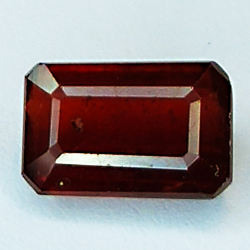 3.50ct Rubin smaragdschliff 9.6x6.1mm