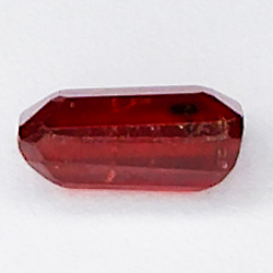 2.25ct Rubin smaragdschliff 8.8x5.1mm