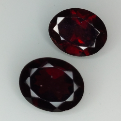 Garnet oval cut 10x8mm 2pz