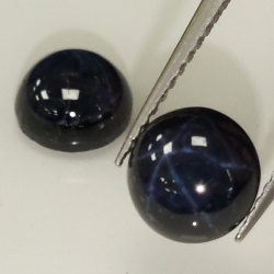 Cabochon tondo con zaffiro stellato 7 mm 1pz