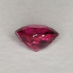 0.75ct Pink Sapphire Round Cut 5.3mm