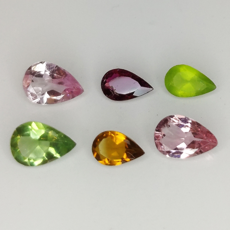 Tourmaline multicolore taille poire 1,52 ct 6pz