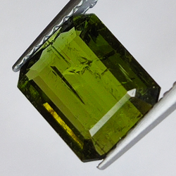 1.42ct Tormalina Vedelite taglio smeraldo 8.0x6.3mm