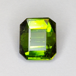 1.67ct Tormalina Vedelite taglio smeraldo 7.3x6.4mm