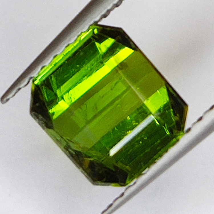 1.67ct Tourmaline Verdelite Emerald cut 7.3x6.4mm