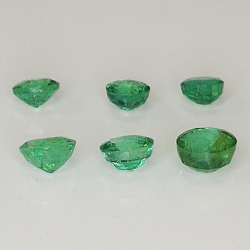 Round cut emerald 2.7-3.7mm 1ct