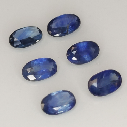 Blue sapphire oval cut 5x3mm 1ct