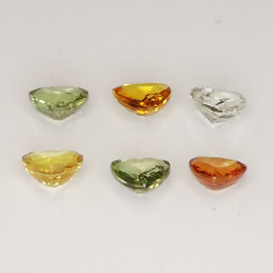 Zafiro de Songea multicolor talla trillion 3.4-3.8mm 1ct