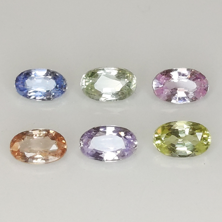 Ceylon sapphire multicolor oval cut 5x3mm 1pz