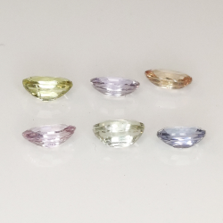 Zaffiro di Ceylon multicolor taglio ovale 5x3mm 1pz