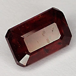 2.80ct Ruby emerald cut 7.8x5.4mm