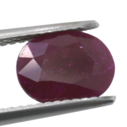 1,91ct Ruby Oval Cut