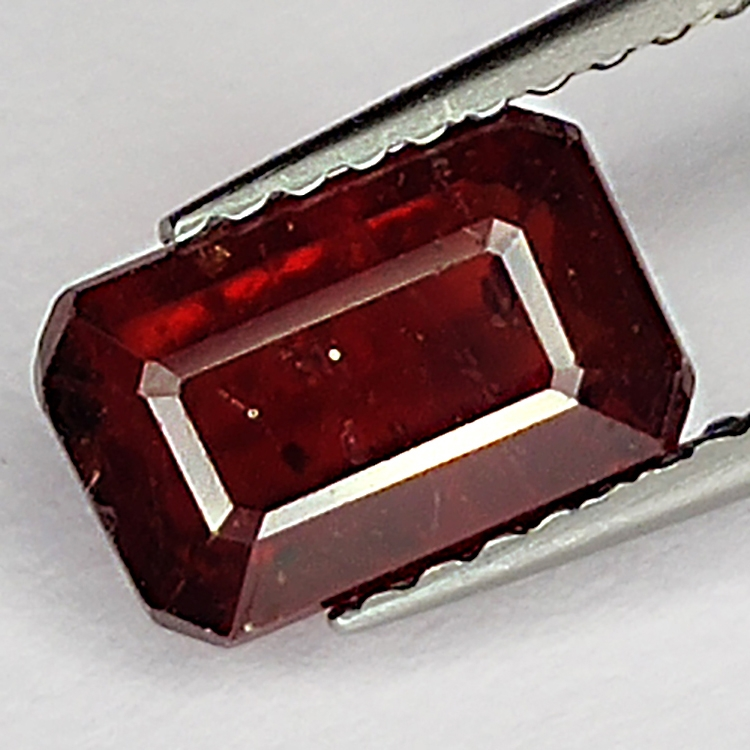 2.80ct Ruby emerald cut 7.8x5.4mm