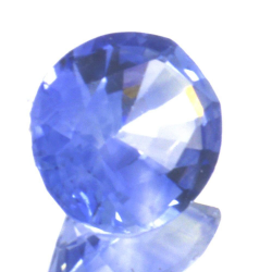 0,84 ct blauer Saphir im Ovalschliff 6,48 x 5,21 mm