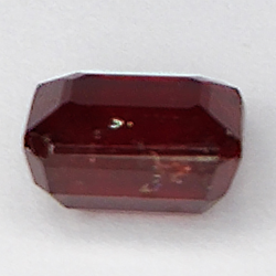 2.95ct Rubino taglio smeraldo 7.7x5.8mm